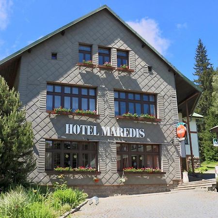 Hotel Maredis Korenov Exterior photo