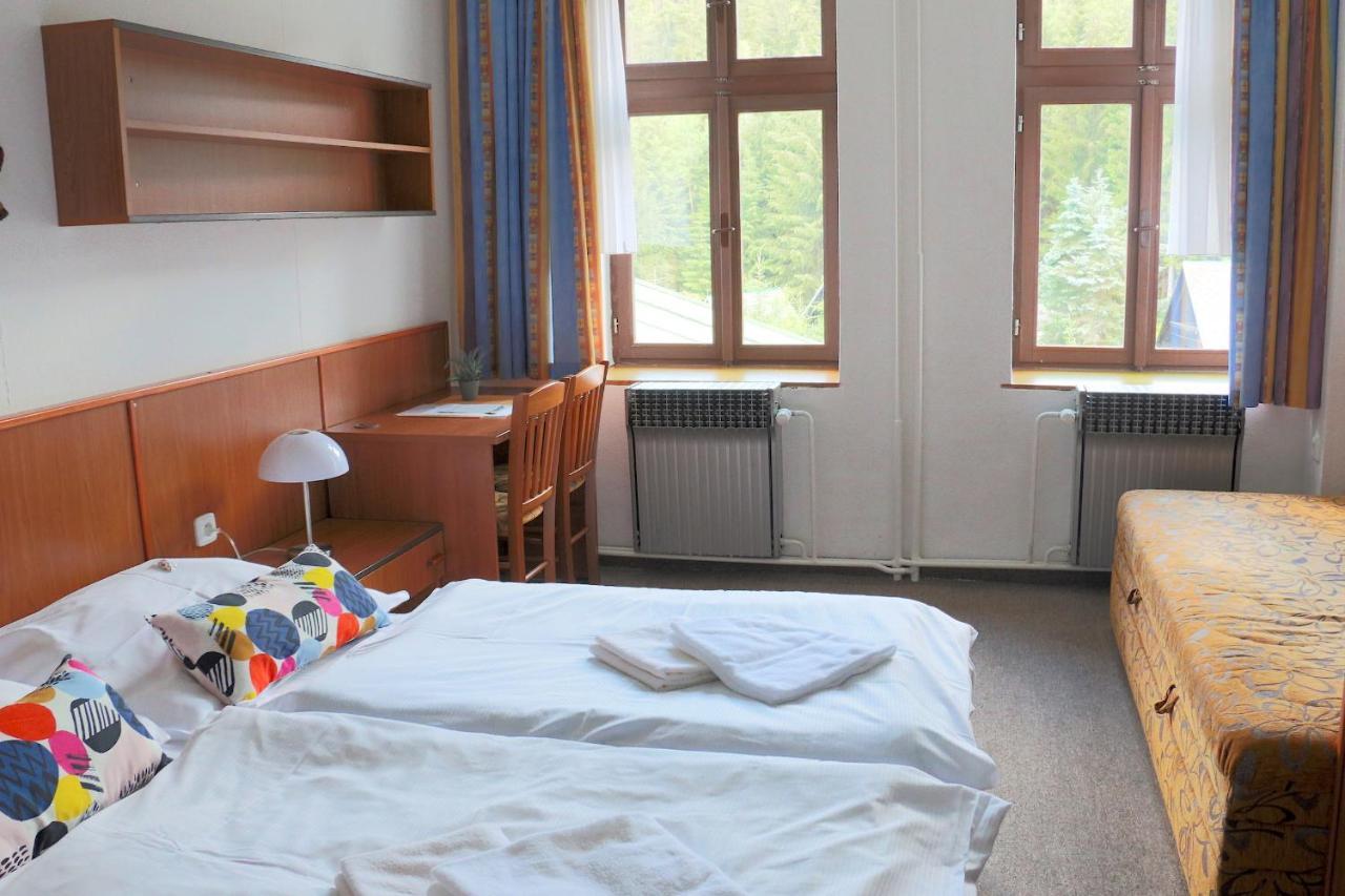 Hotel Maredis Korenov Room photo
