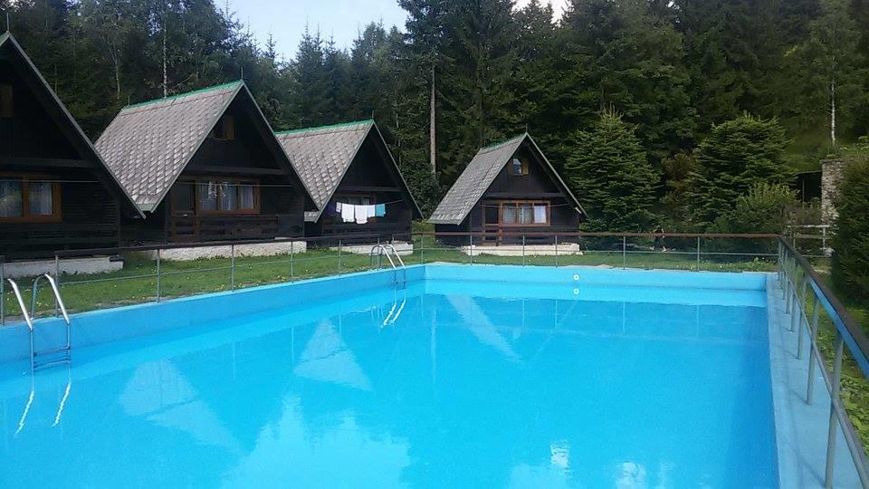 Hotel Maredis Korenov Exterior photo